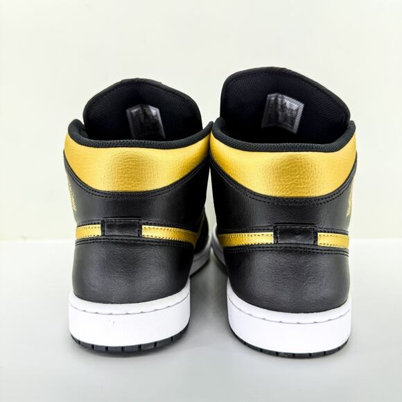 Air Jordan 1 Mid \